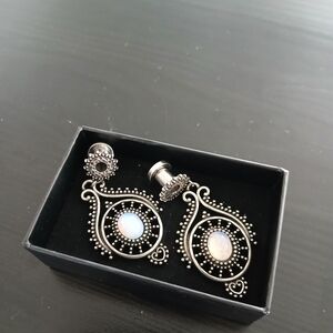 Elegant Silver Drop Ear Plugs